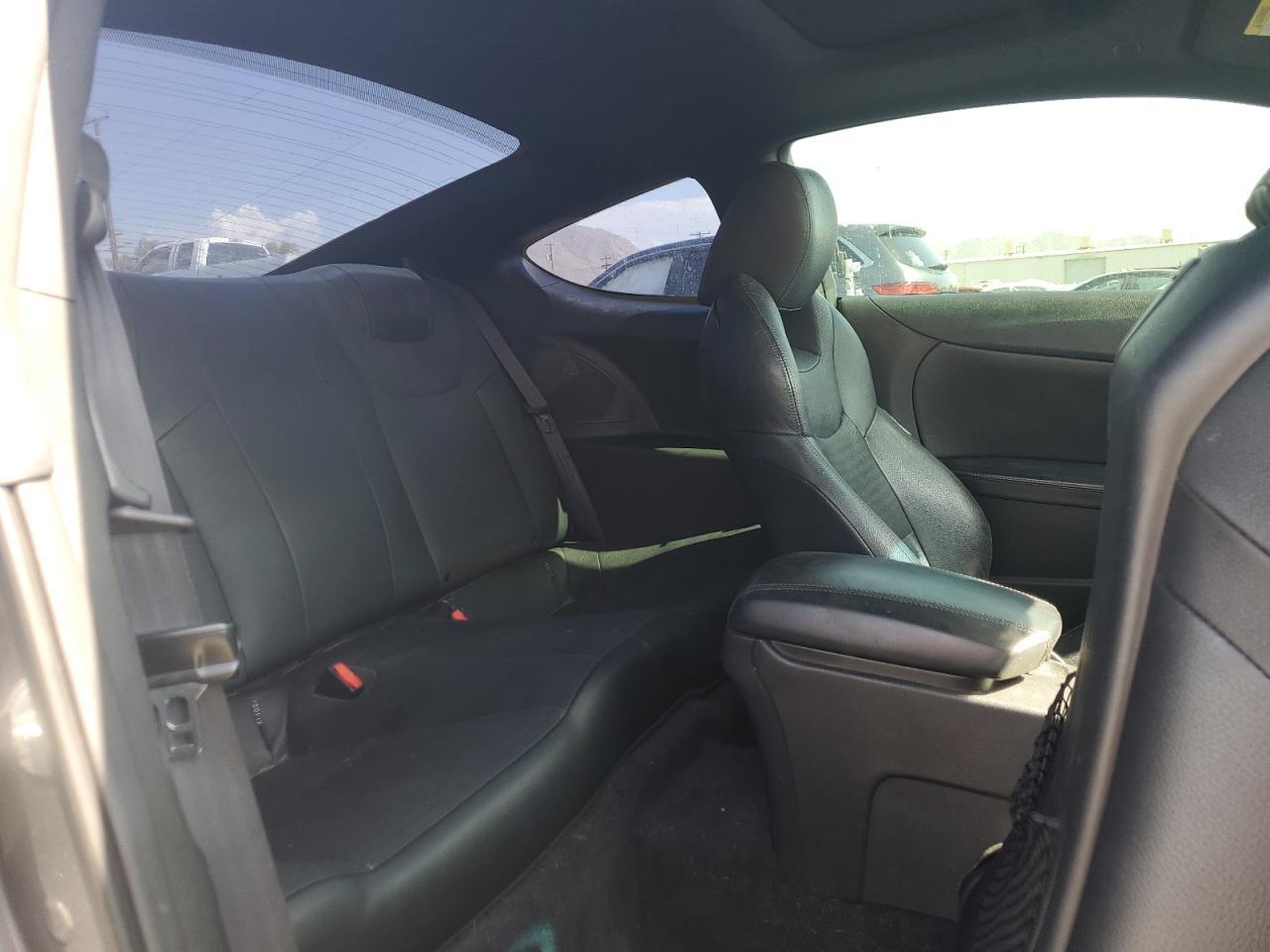 2015 HYUNDAI GENESIS