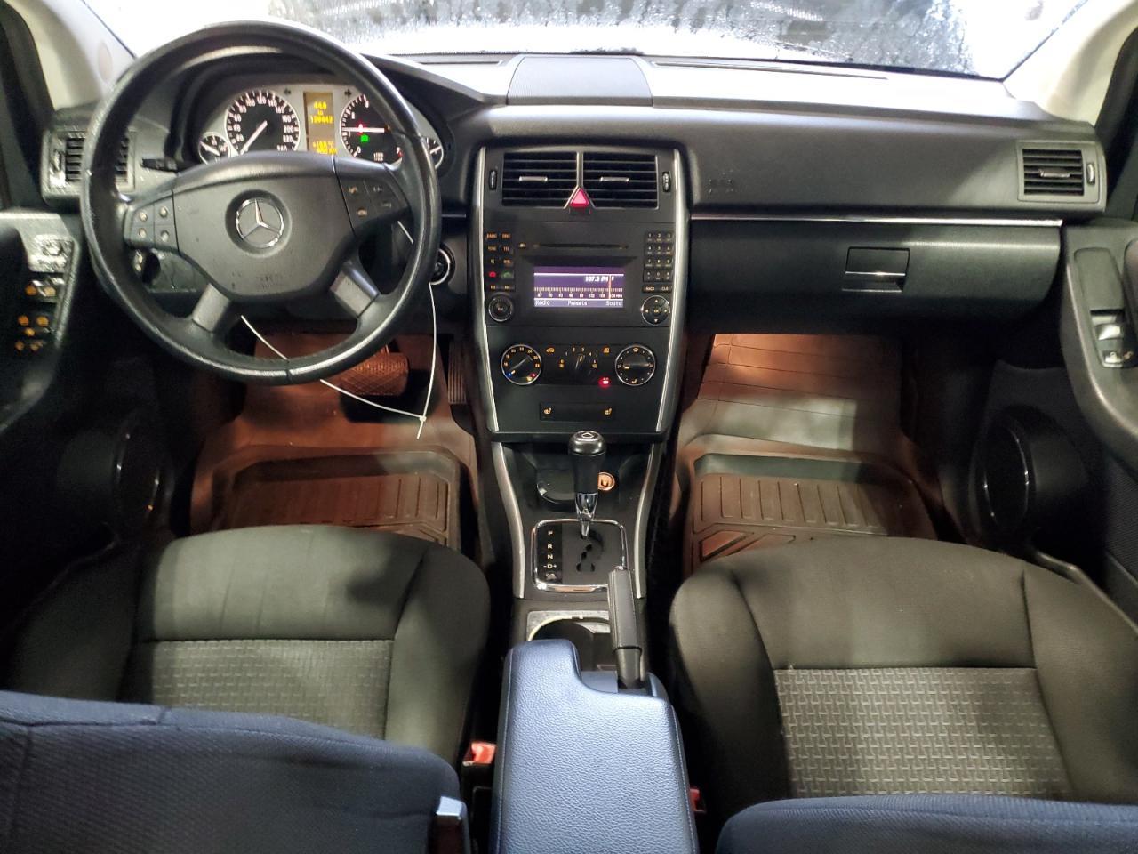 2011 MERCEDES-BENZ B-Class