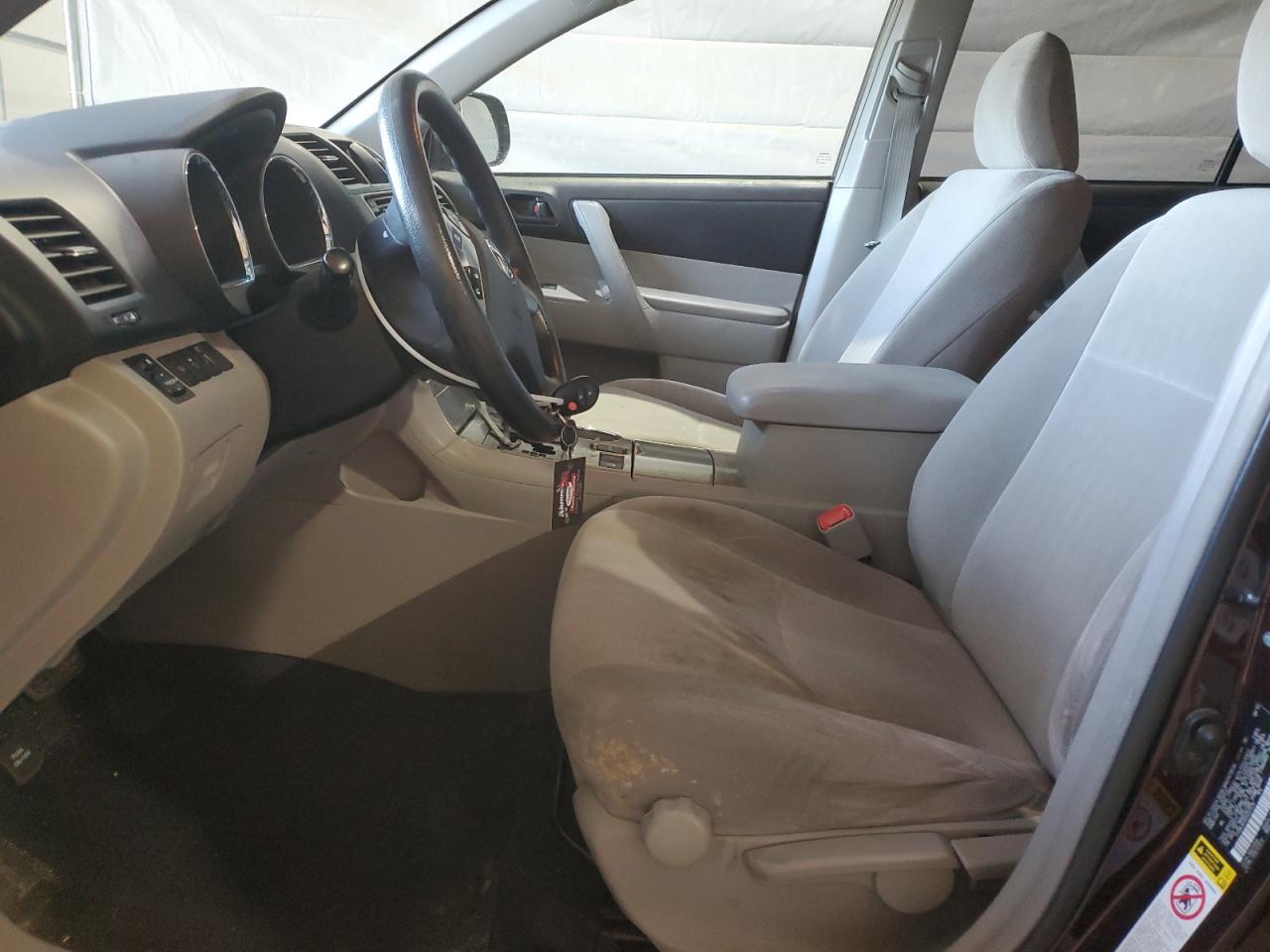 2013 TOYOTA HIGHLANDER
