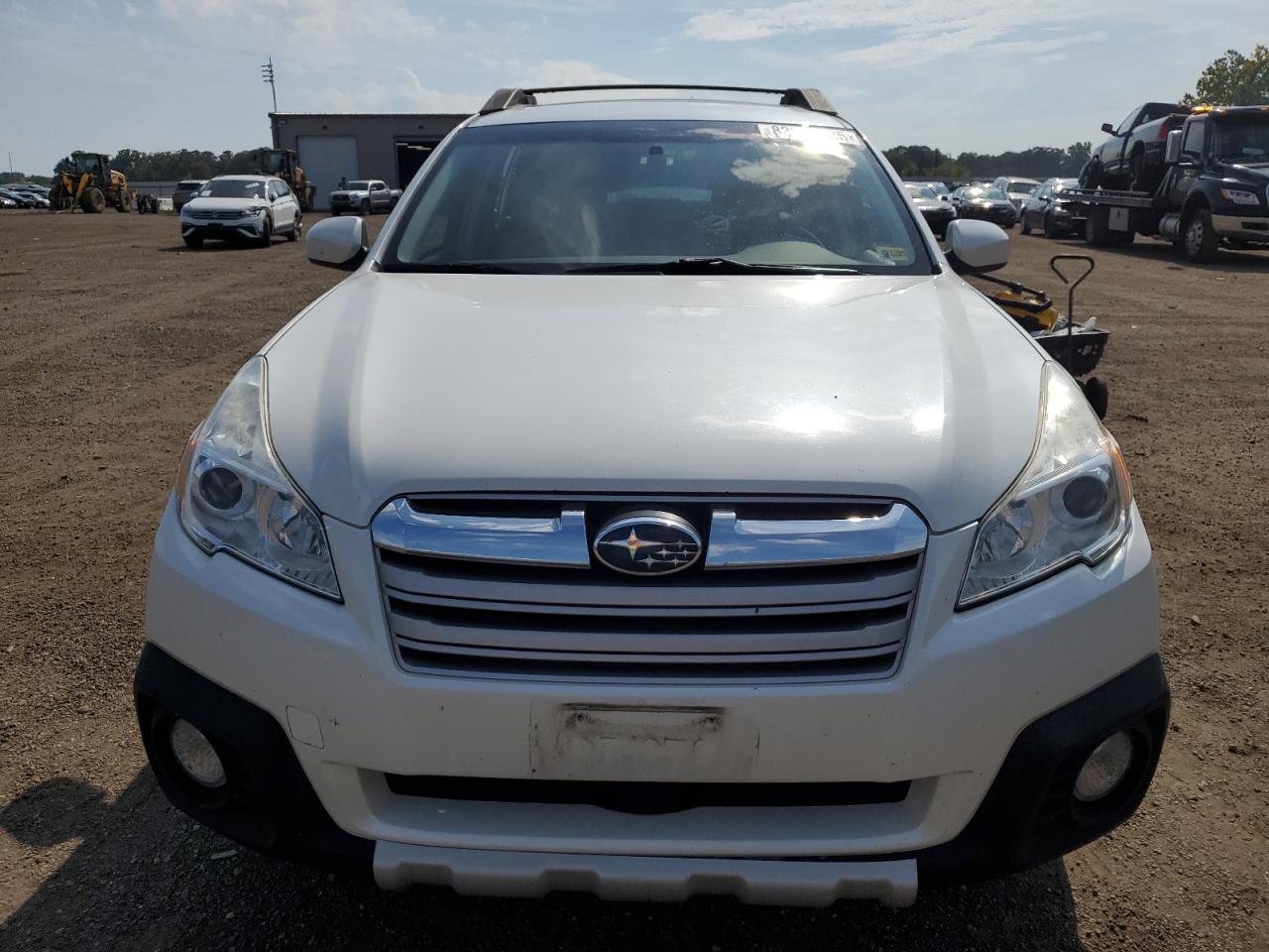 2013 SUBARU Outback