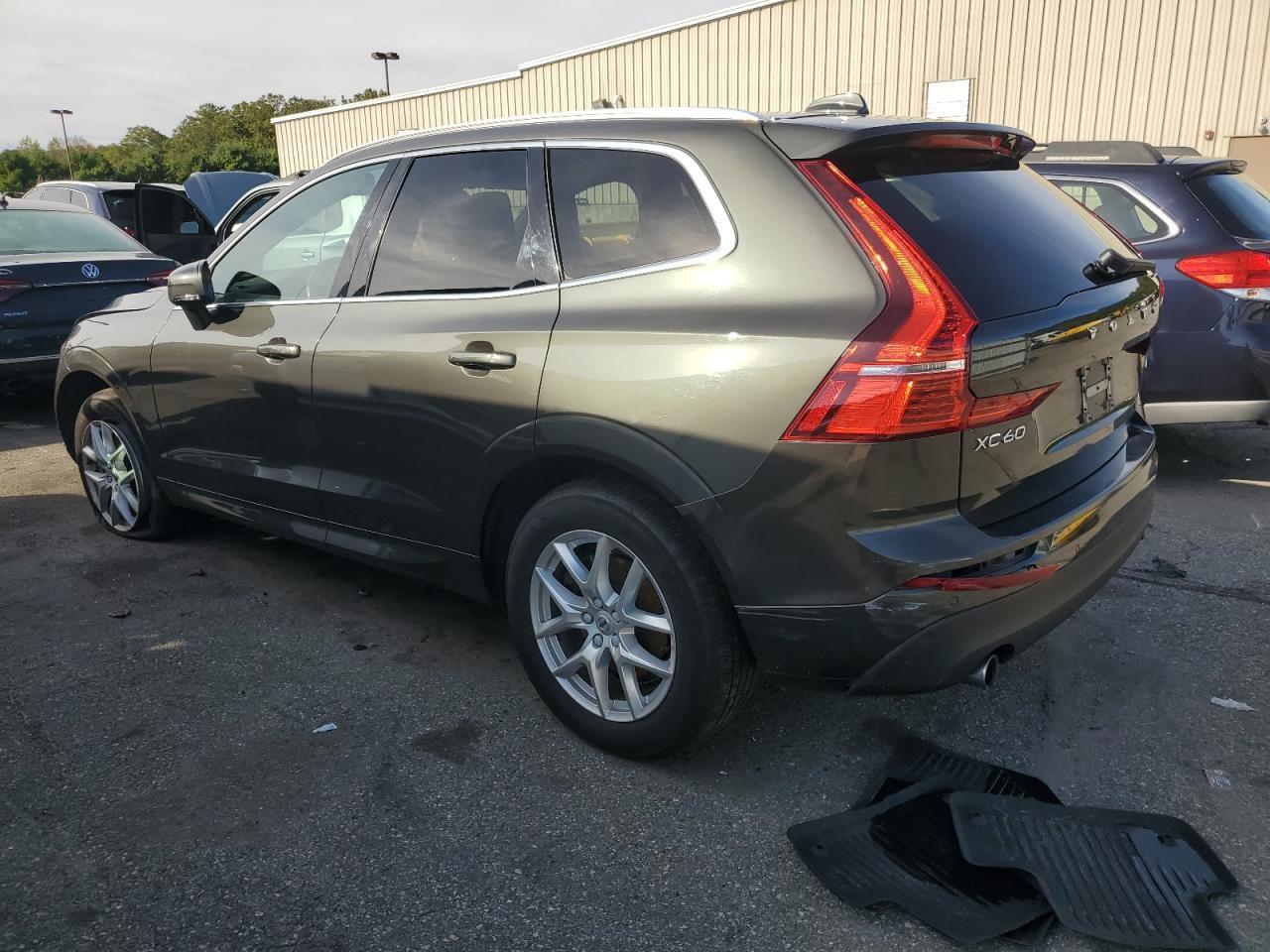 2021 VOLVO XC60