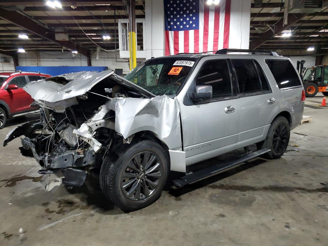 2015 LINCOLN Navigator
