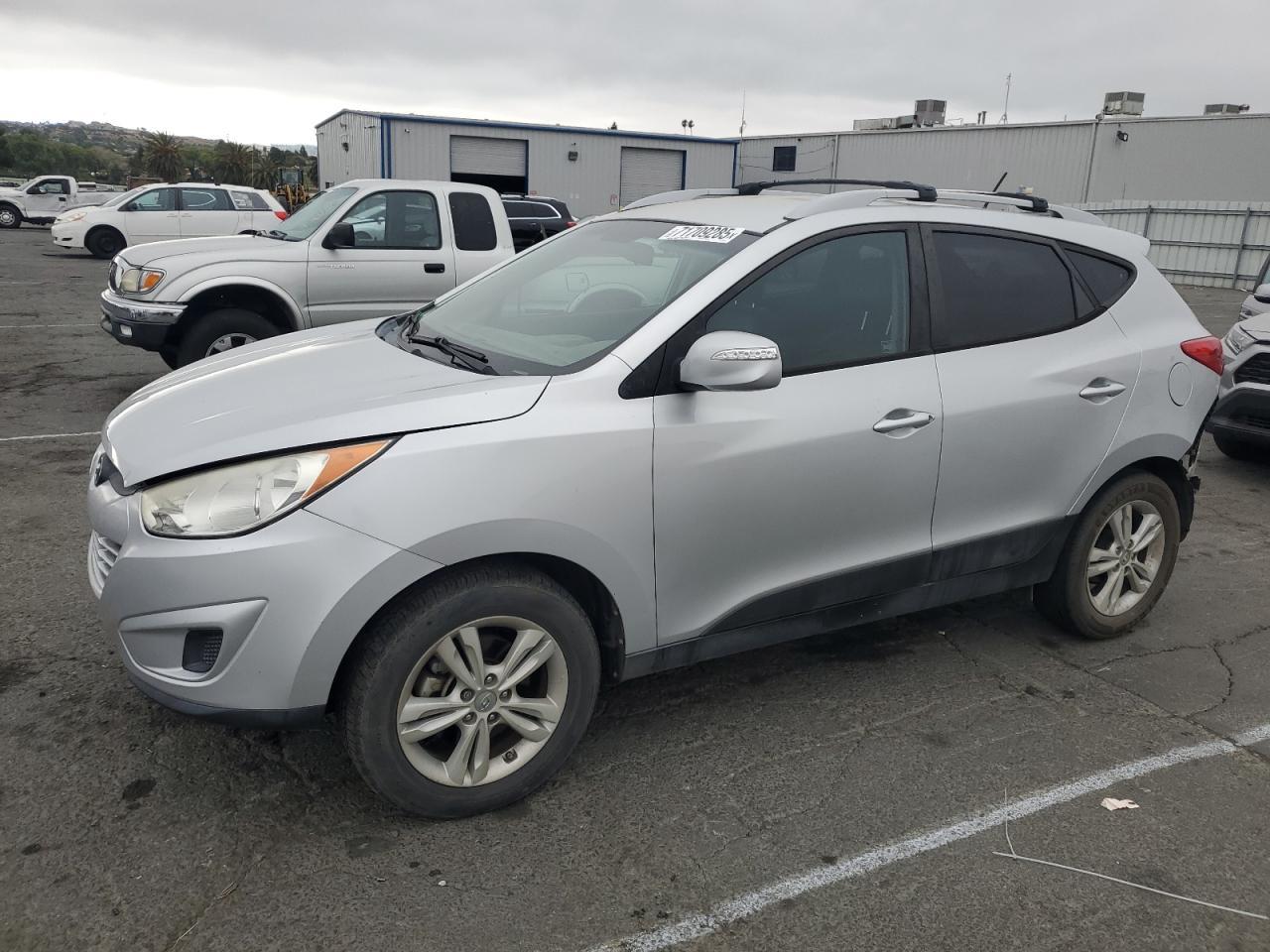 2012 HYUNDAI TUCSON