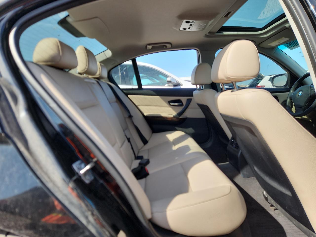 2011 BMW 3 SERIES