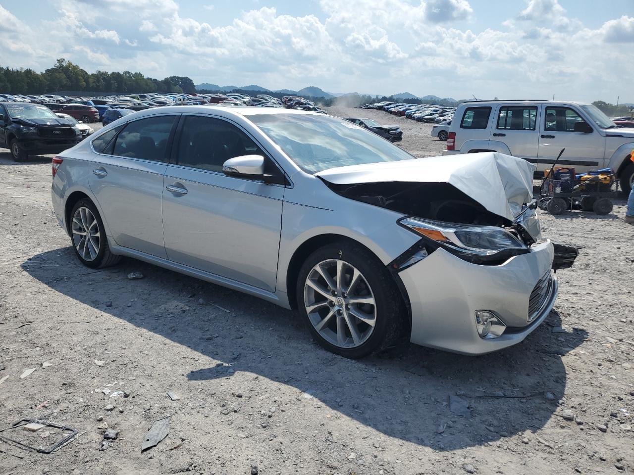 2014 TOYOTA Avalon