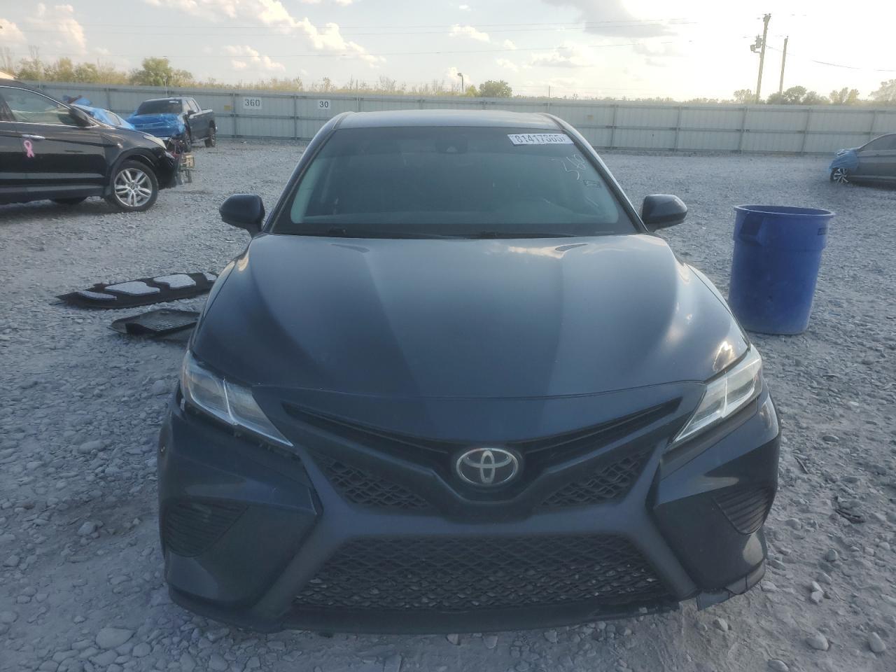 2018 TOYOTA CAMRY