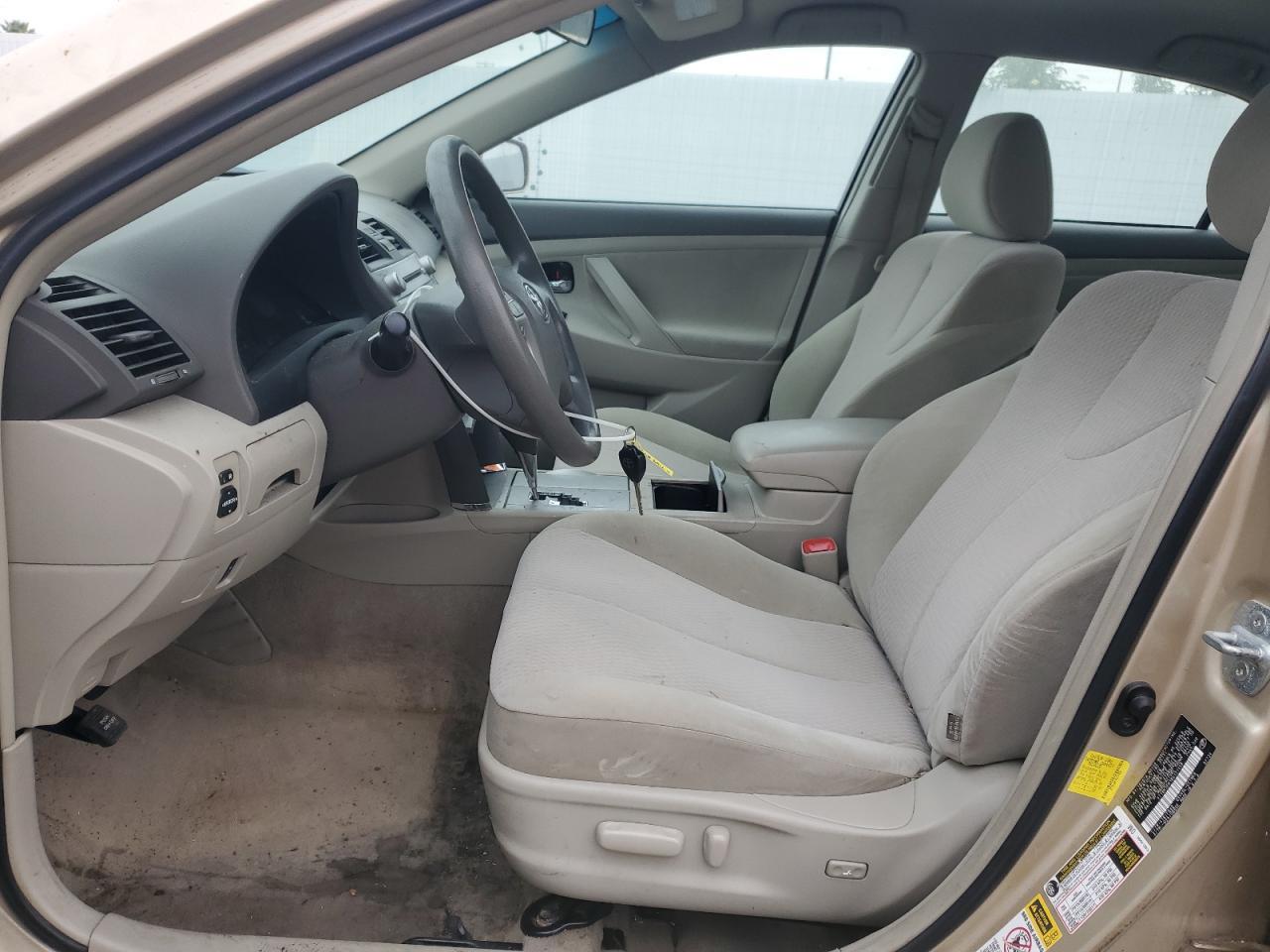 2011 TOYOTA CAMRY