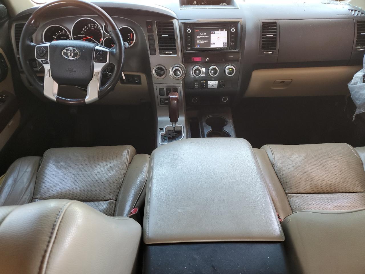 2014 TOYOTA Sequoia