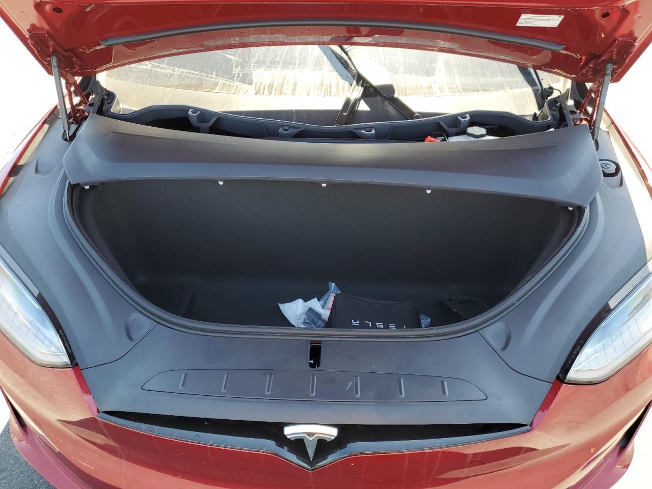 2025 TESLA MODEL X