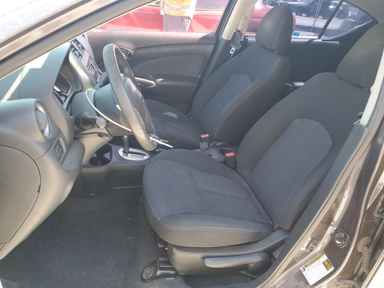 2015 NISSAN VERSA