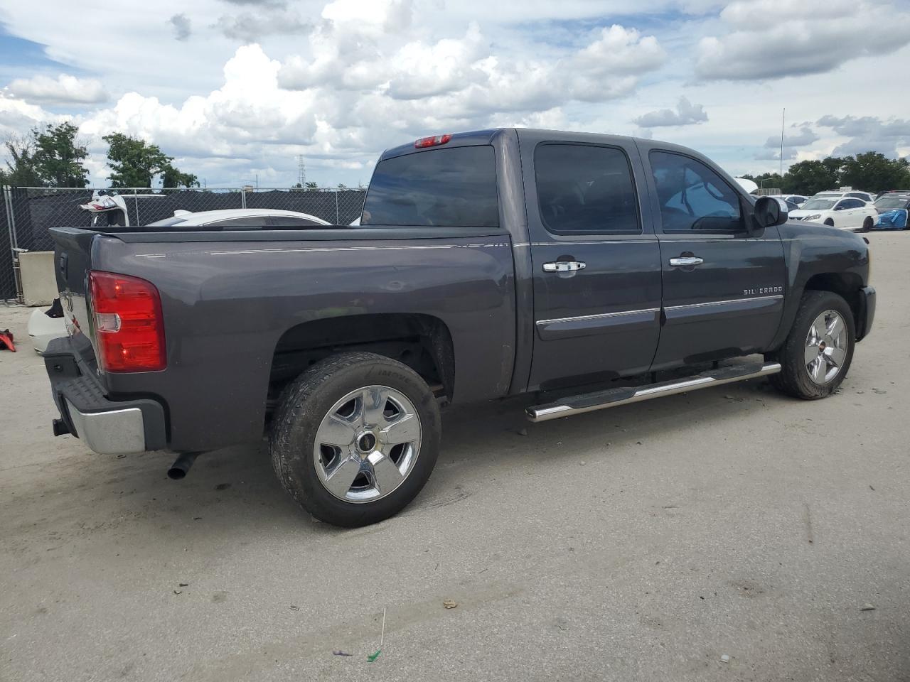 2011 CHEVROLET Silverado