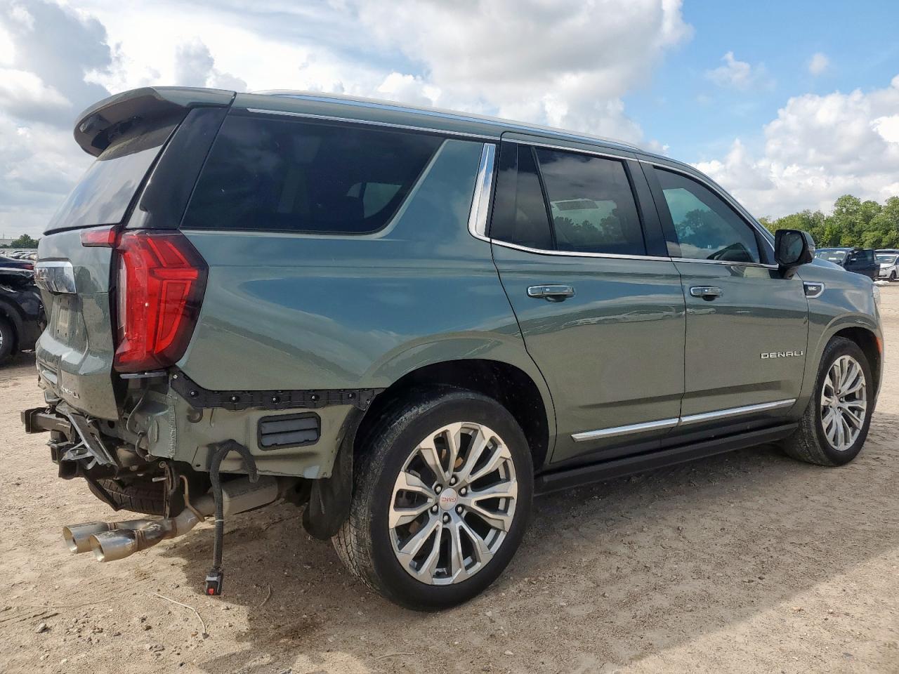 2024 GMC Yukon