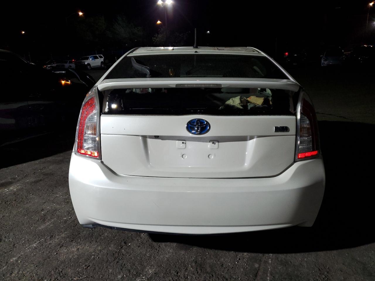 2015 TOYOTA PRIUS