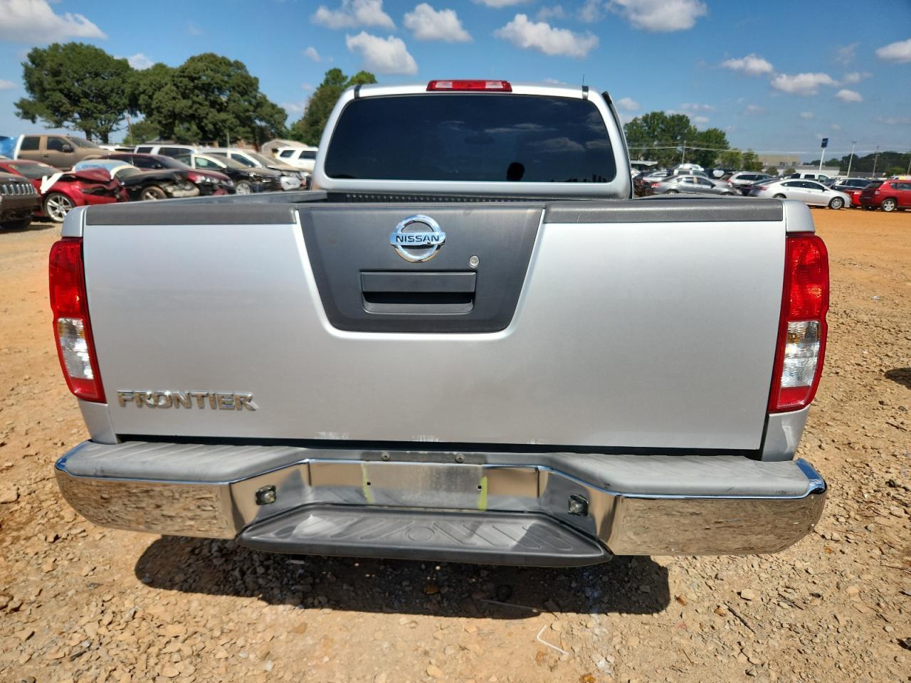 2012 NISSAN Frontier