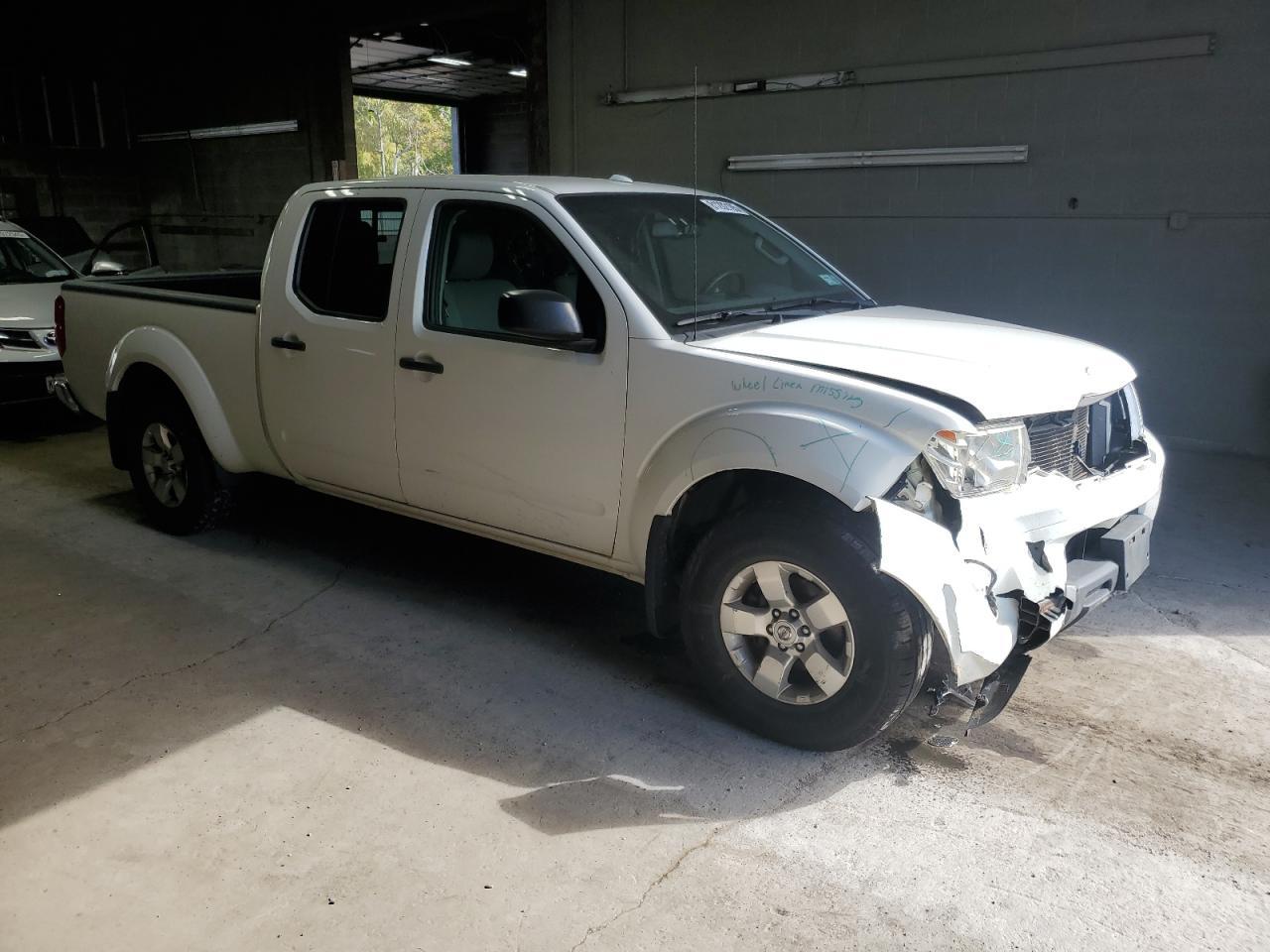 2015 NISSAN Frontier