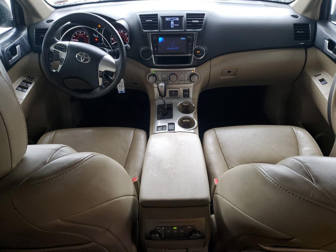 2013 TOYOTA HIGHLANDER