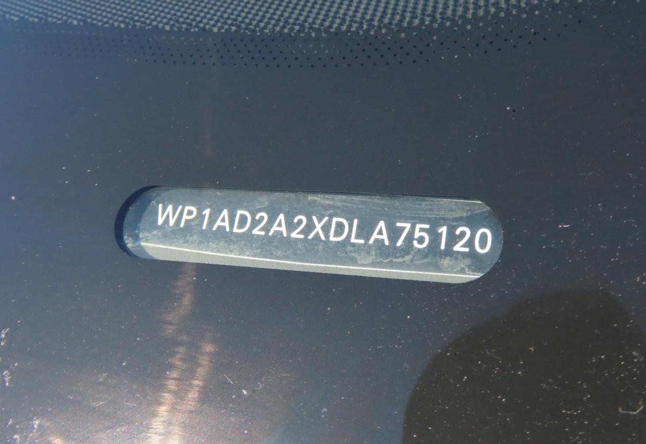 2013 PORSCHE CAYENNE