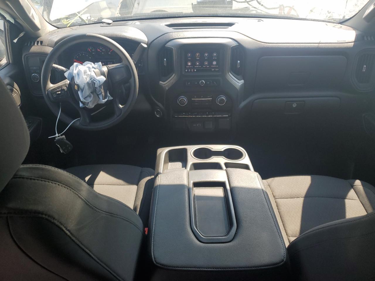 2025 CHEVROLET Silverado