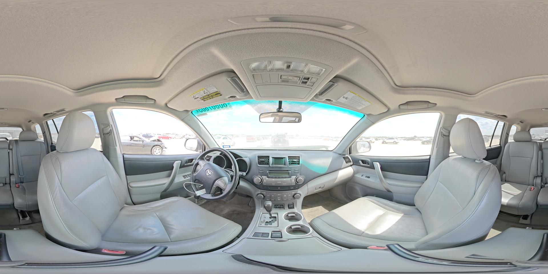 2010 TOYOTA HIGHLANDER