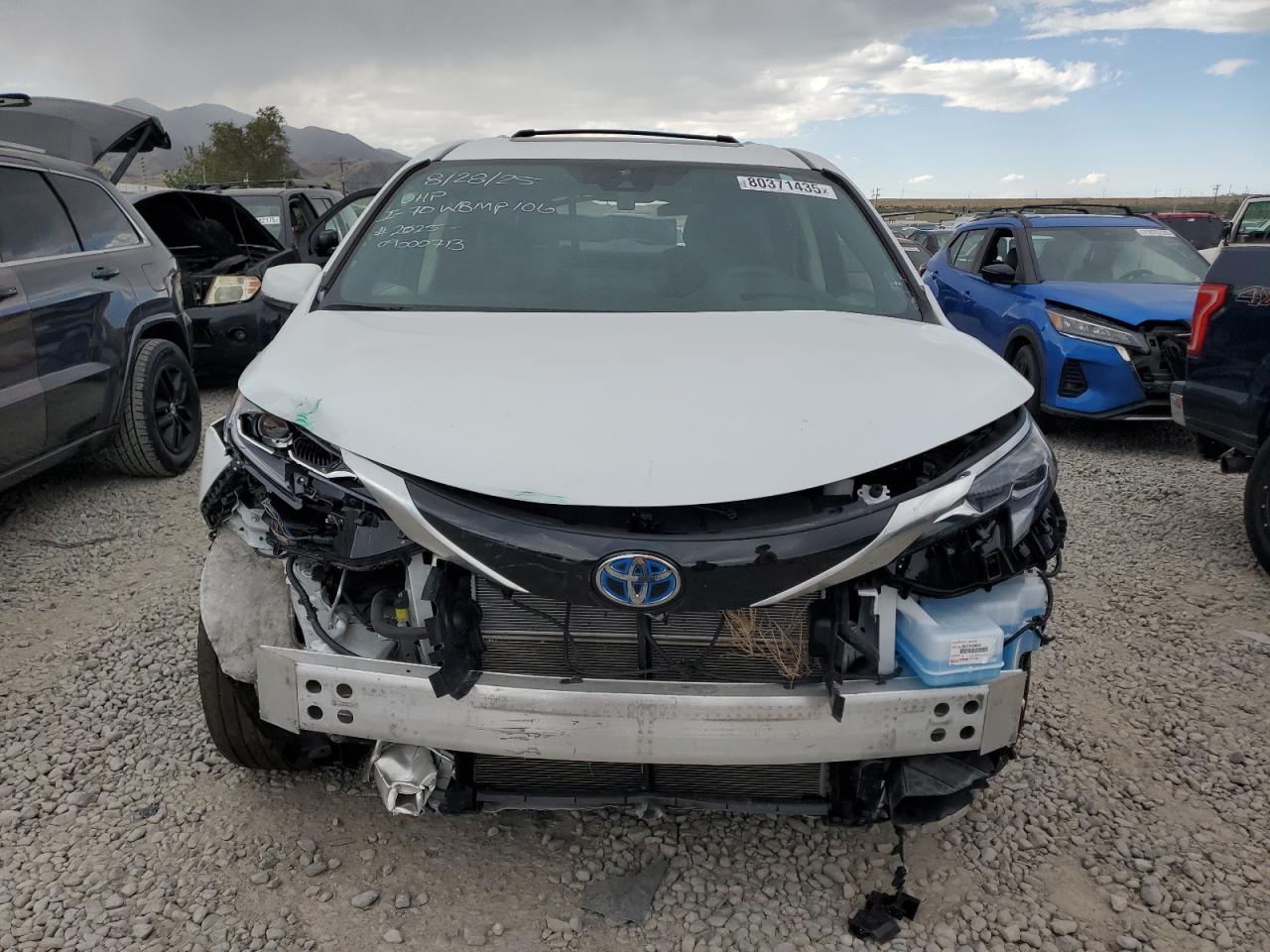 2024 TOYOTA SIENNA
