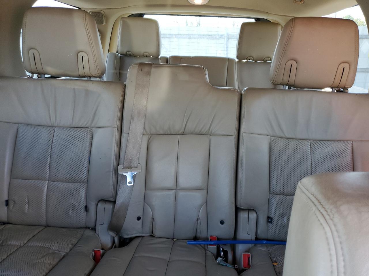 2010 LINCOLN Navigator
