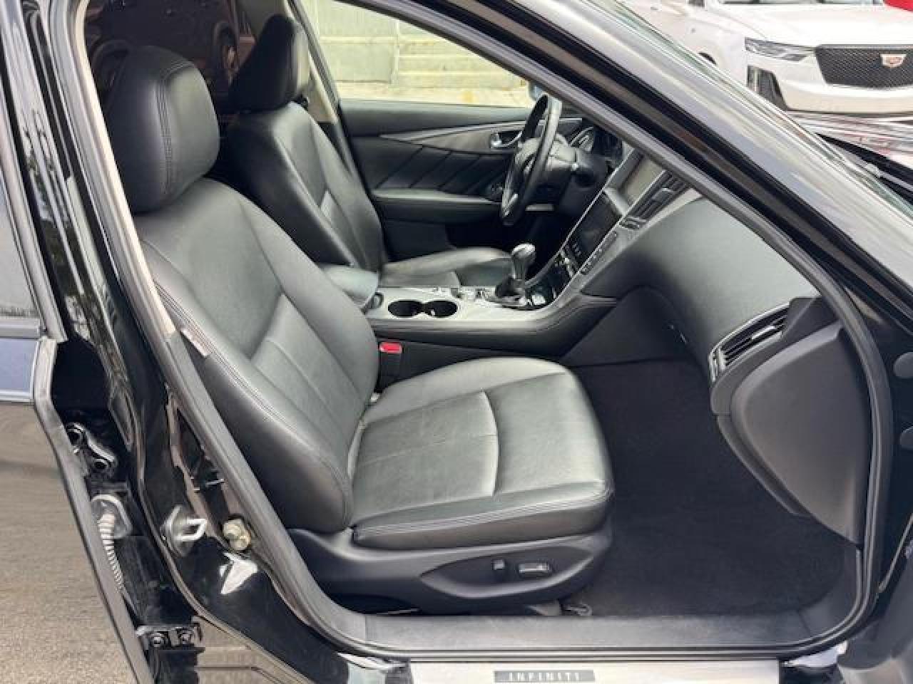 2017 INFINITI Q50