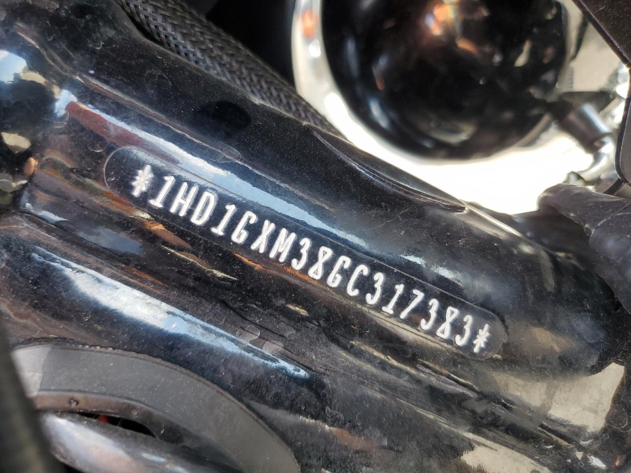 2016 HARLEY-DAVIDSON Fxdb