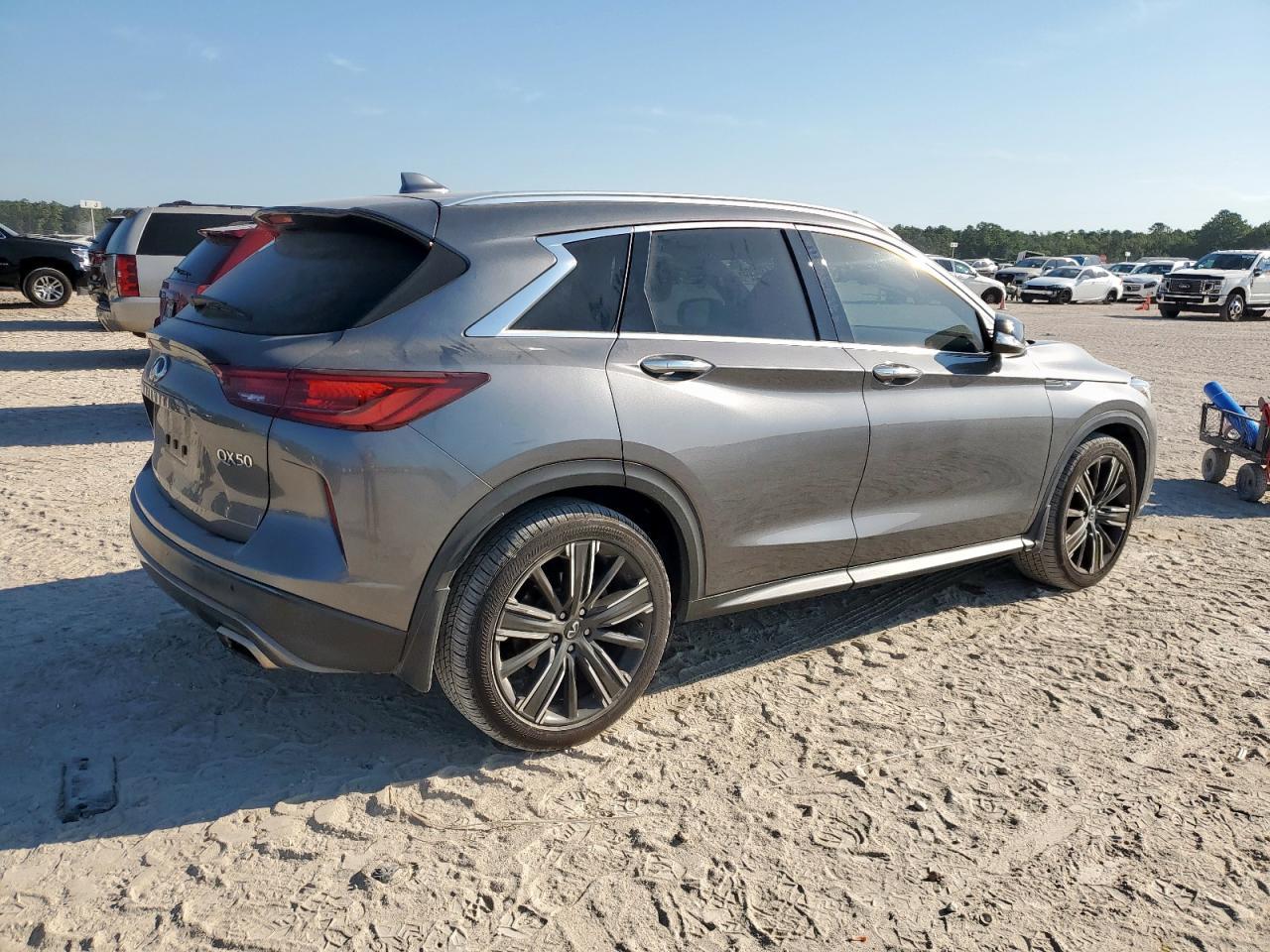2022 INFINITI QX50