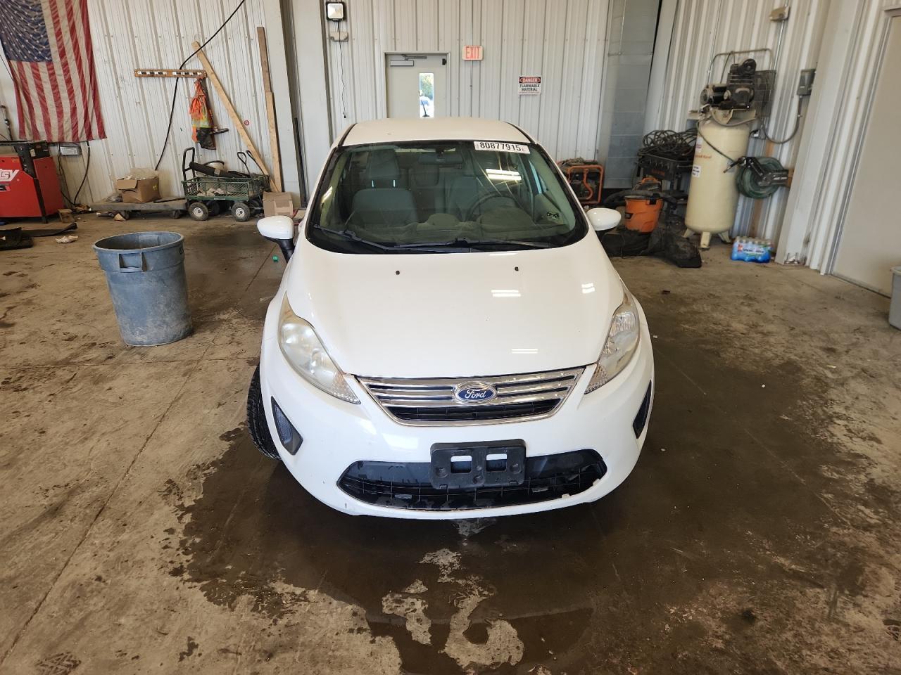 2012 FORD Fiesta