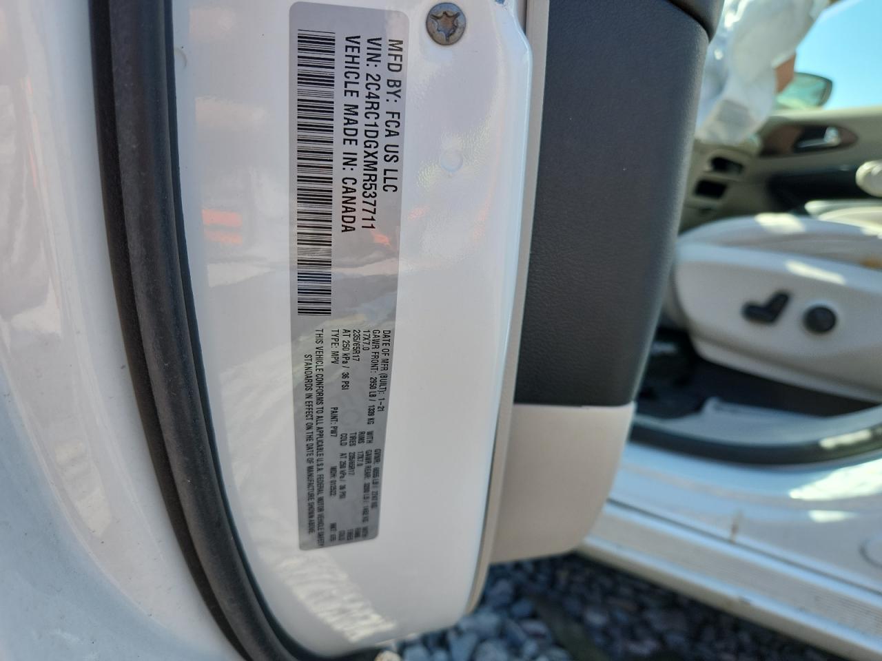 2021 CHRYSLER Voyager