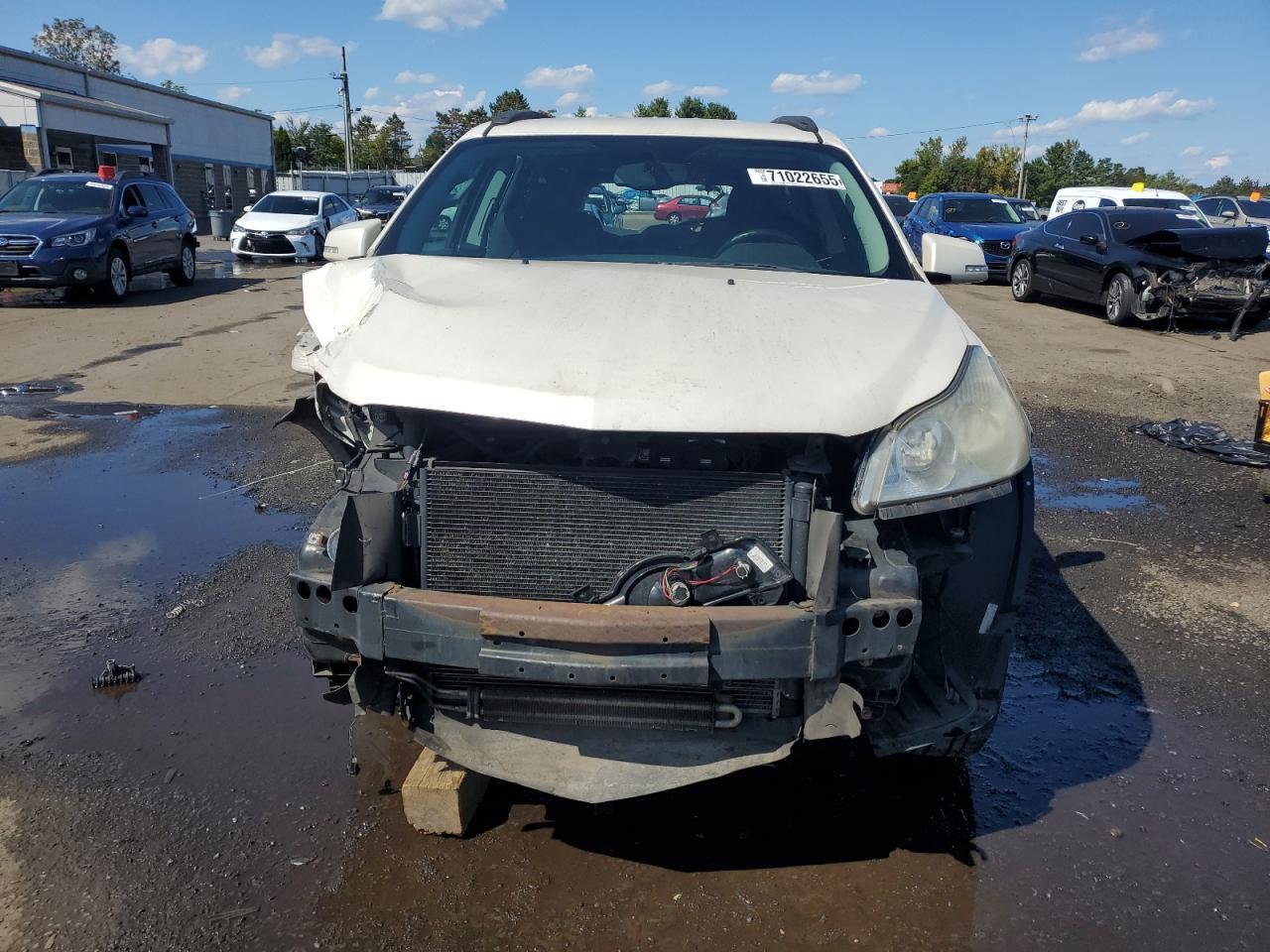 2011 CHEVROLET TRAVERSE