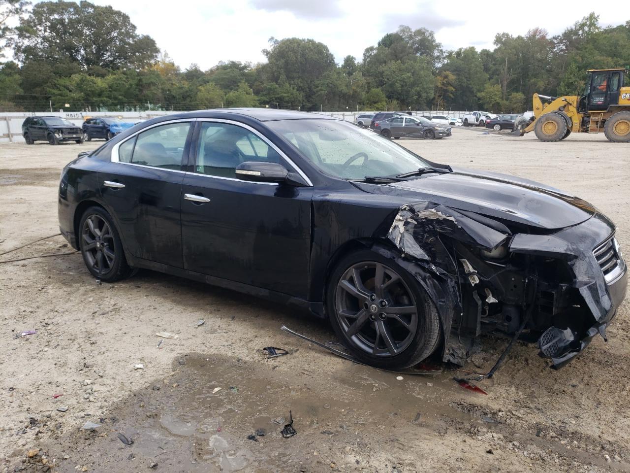2014 NISSAN Maxima