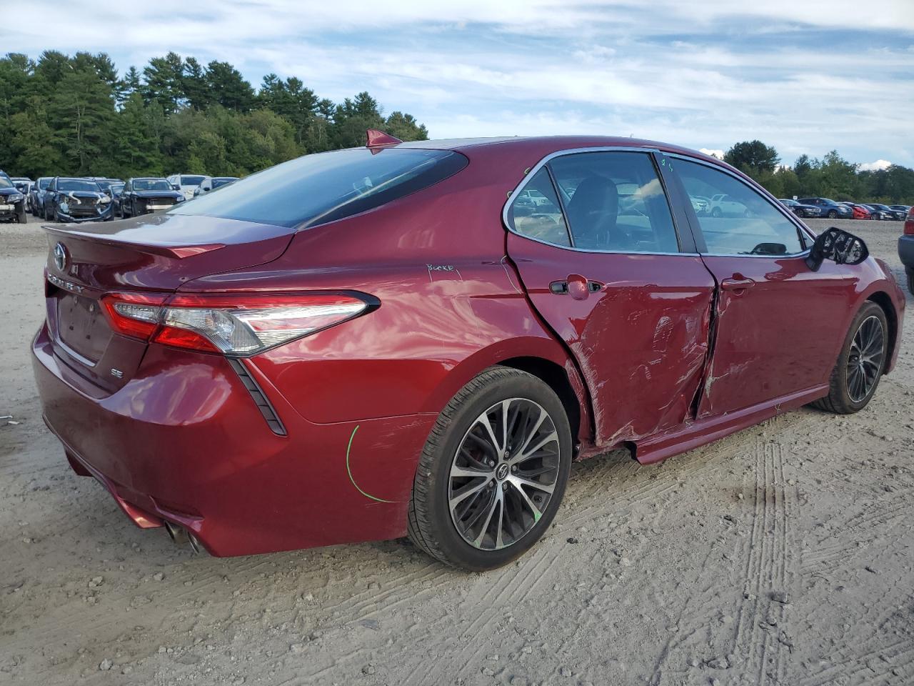 2018 TOYOTA CAMRY