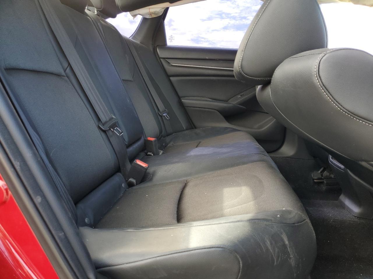 2018 HONDA ACCORD