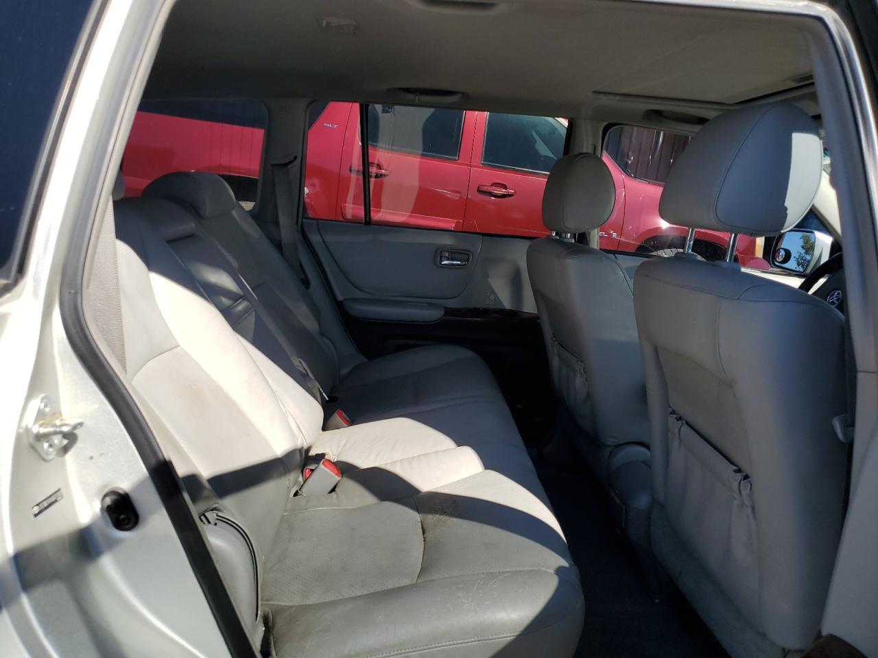 2006 TOYOTA HIGHLANDER
