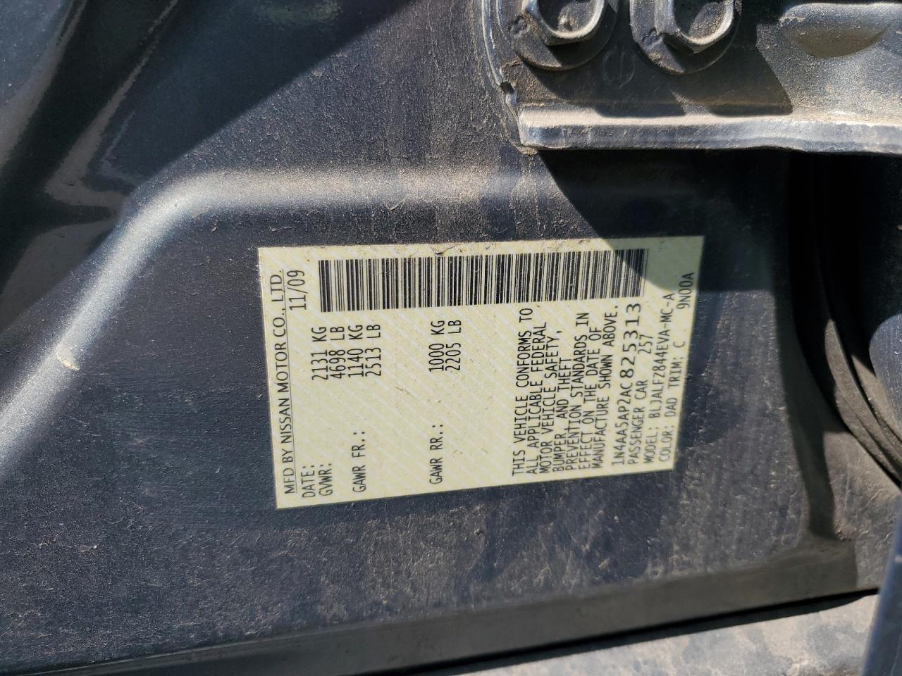 2010 NISSAN Maxima