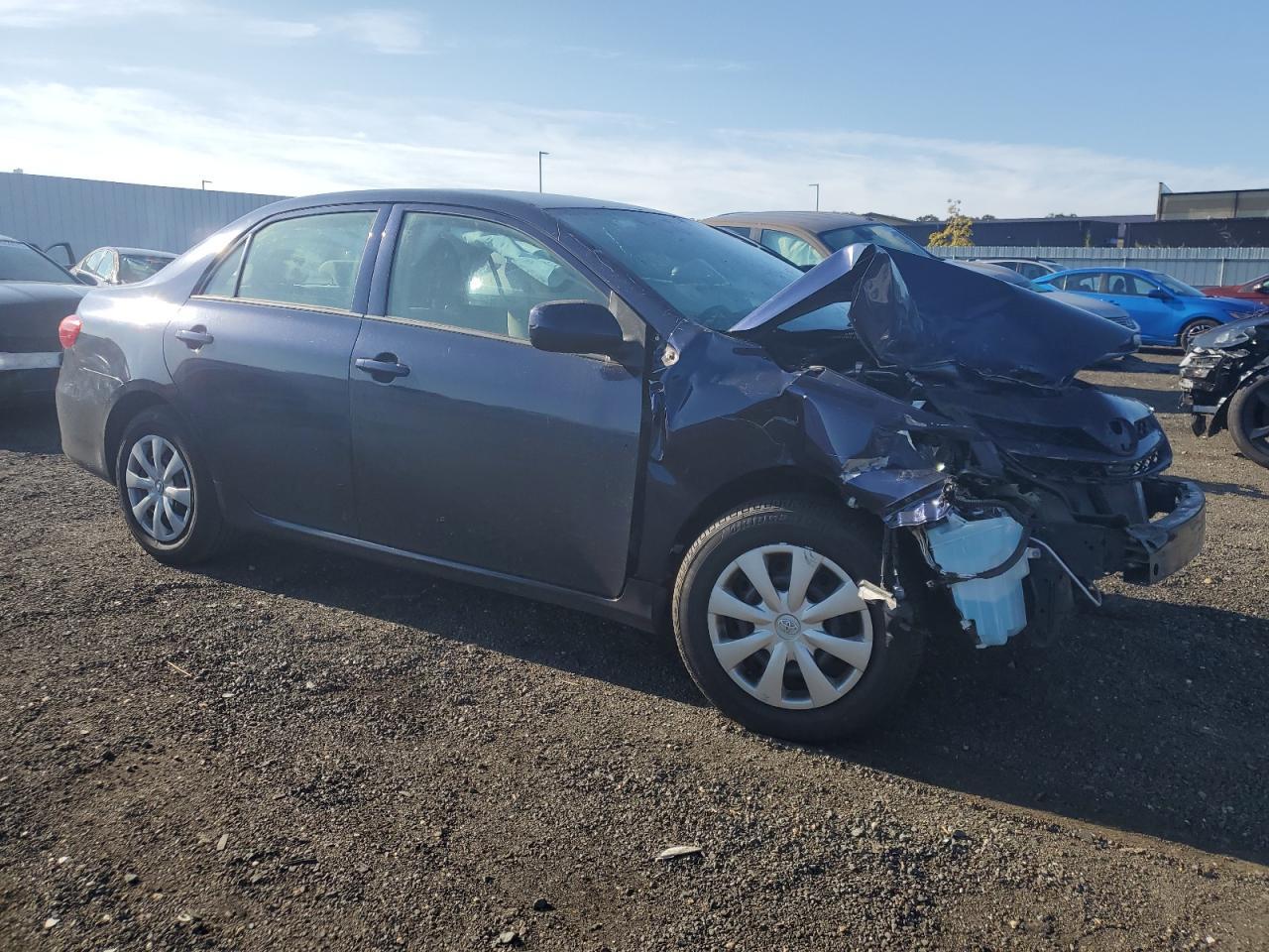 2013 TOYOTA COROLLA