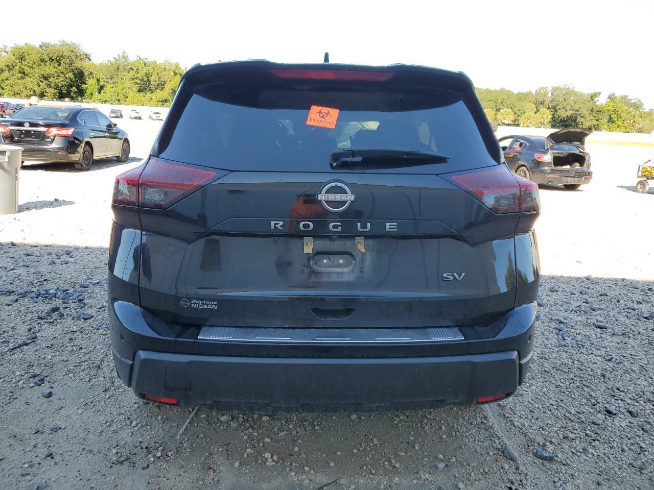 2024 NISSAN ROGUE