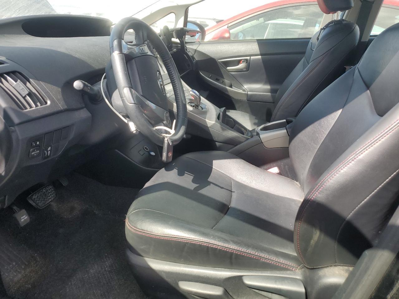 2013 TOYOTA PRIUS
