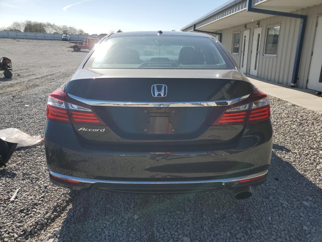 2016 HONDA ACCORD