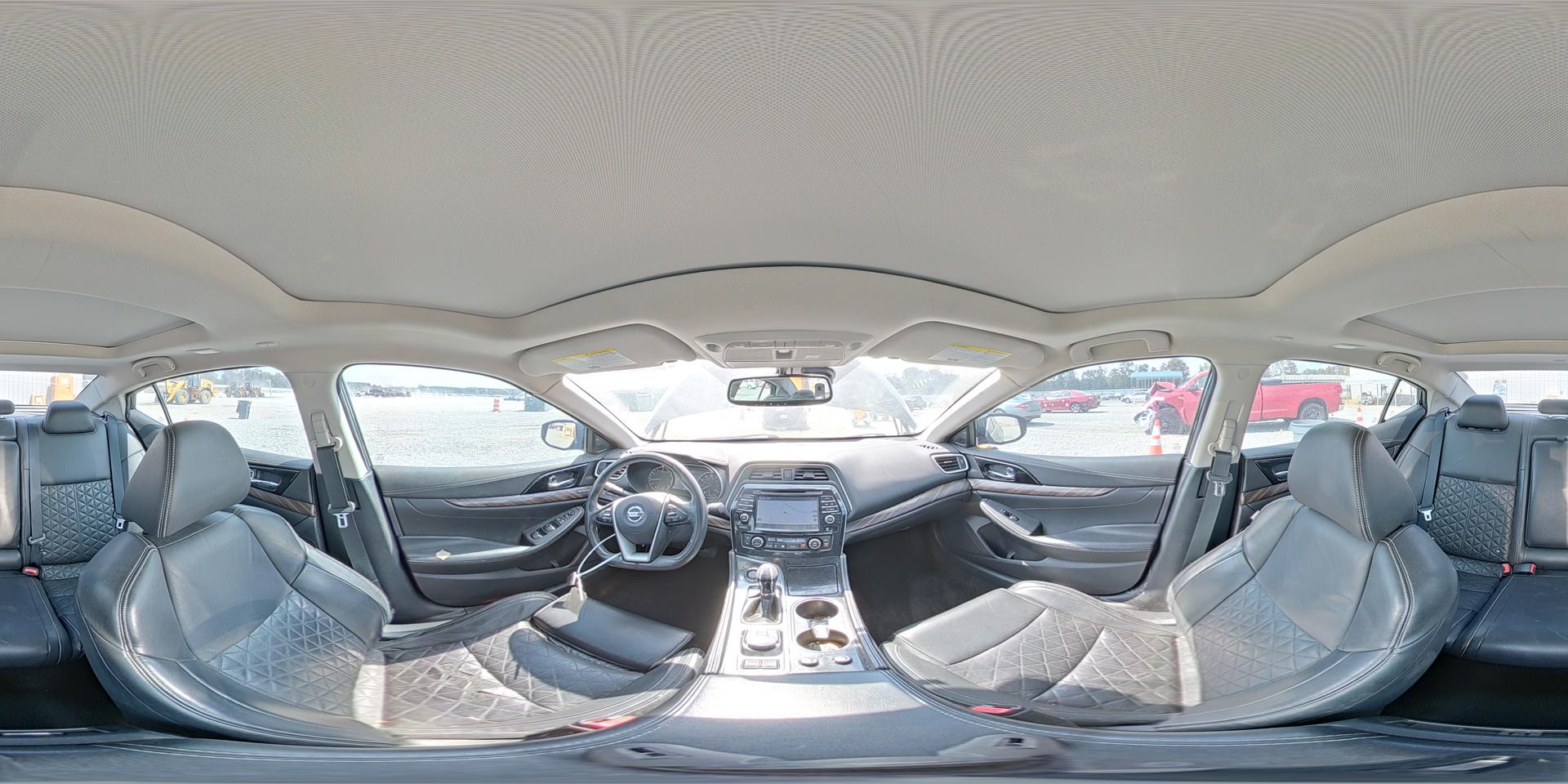 2016 NISSAN Maxima