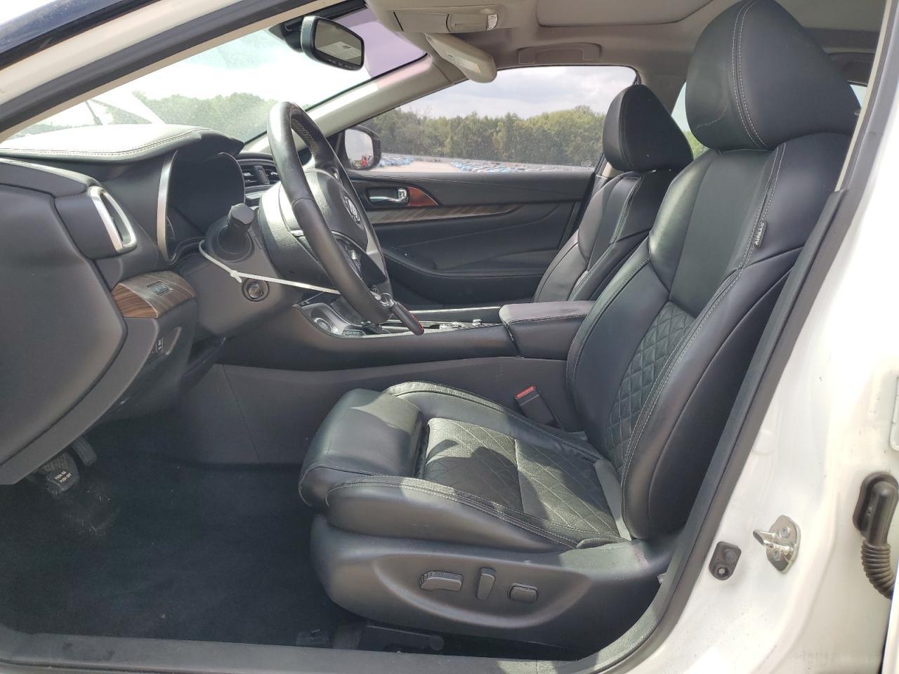 2017 NISSAN Maxima