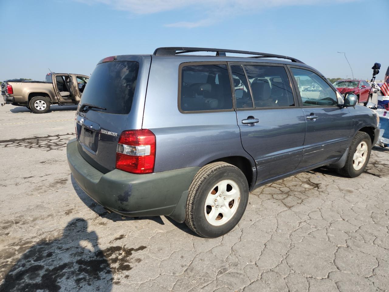 2005 TOYOTA HIGHLANDER