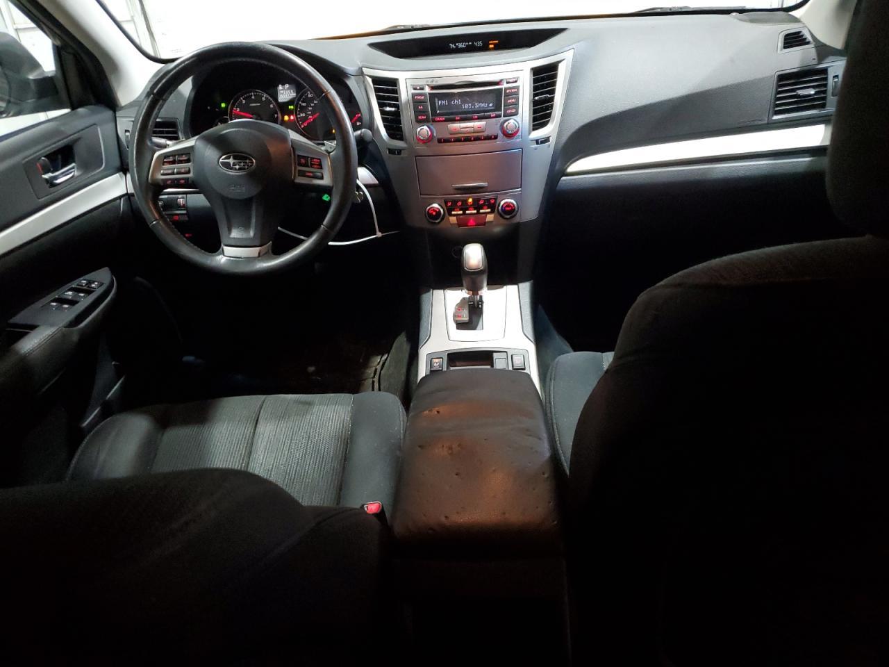 2013 SUBARU Outback