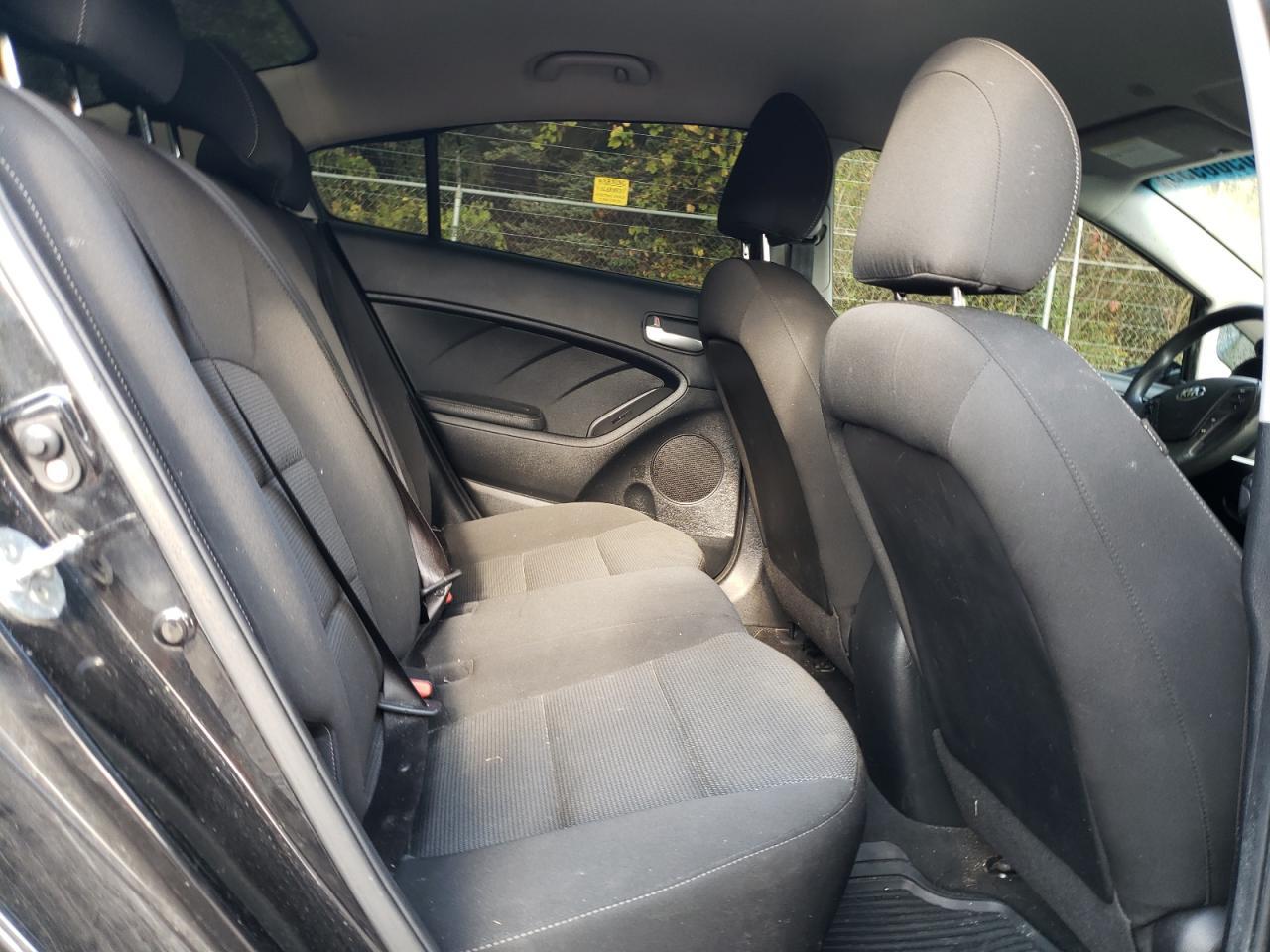 2017 KIA FORTE