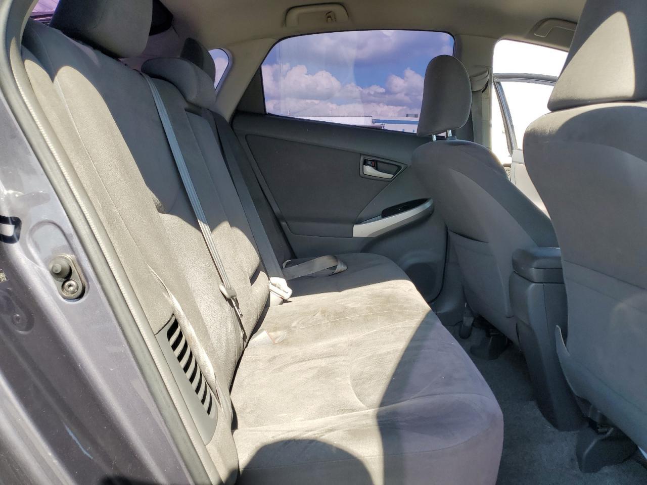 2011 TOYOTA PRIUS
