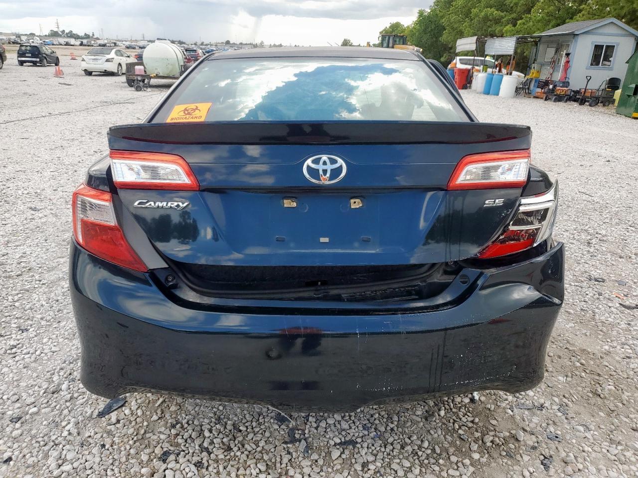 2012 TOYOTA CAMRY