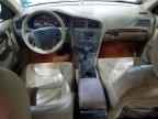 2001 VOLVO V70
