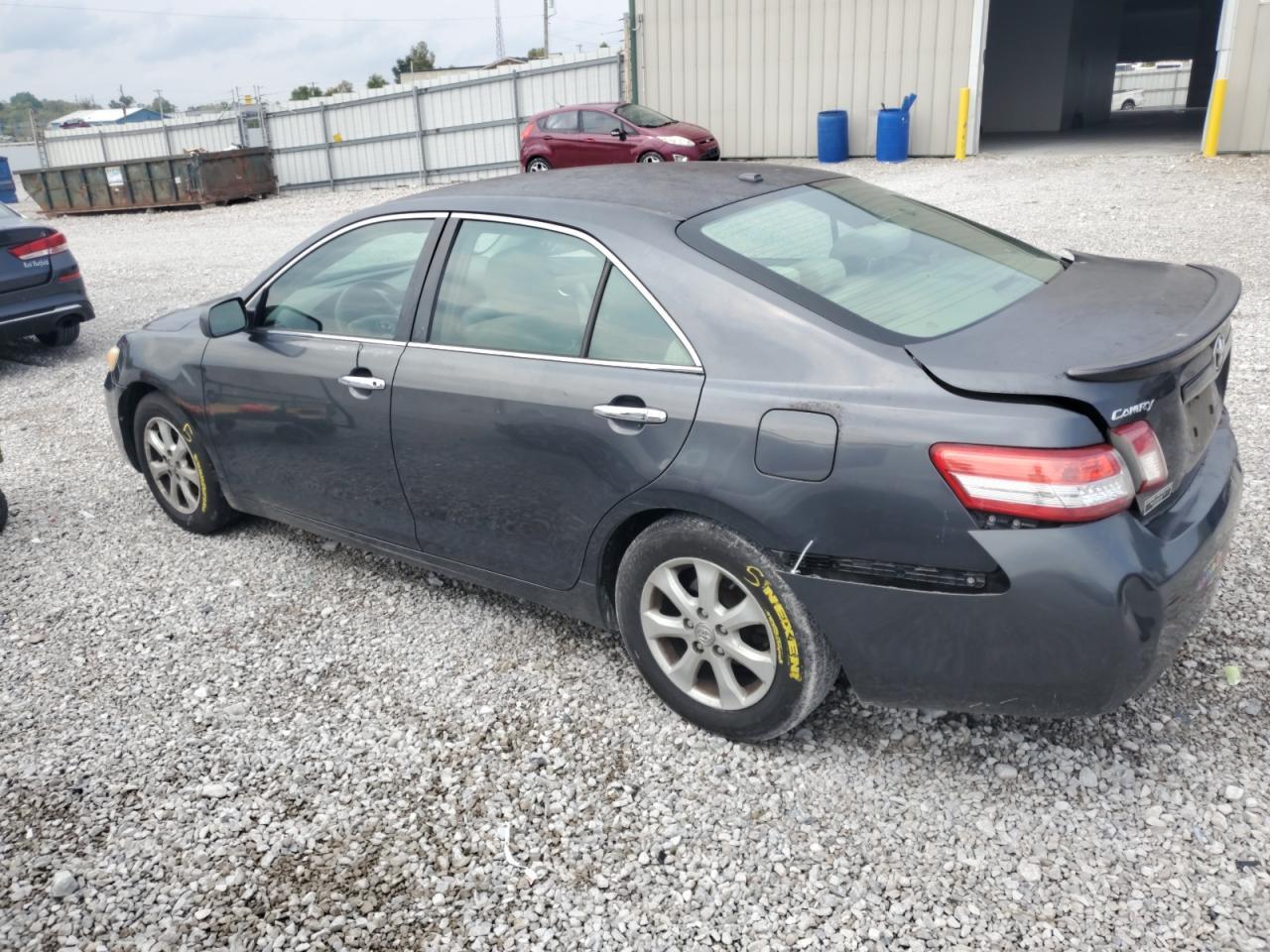 2011 TOYOTA CAMRY