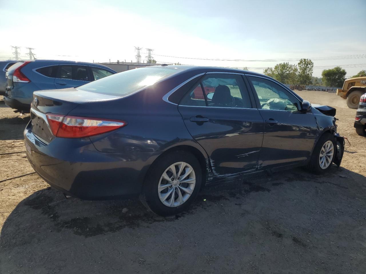 2015 TOYOTA CAMRY